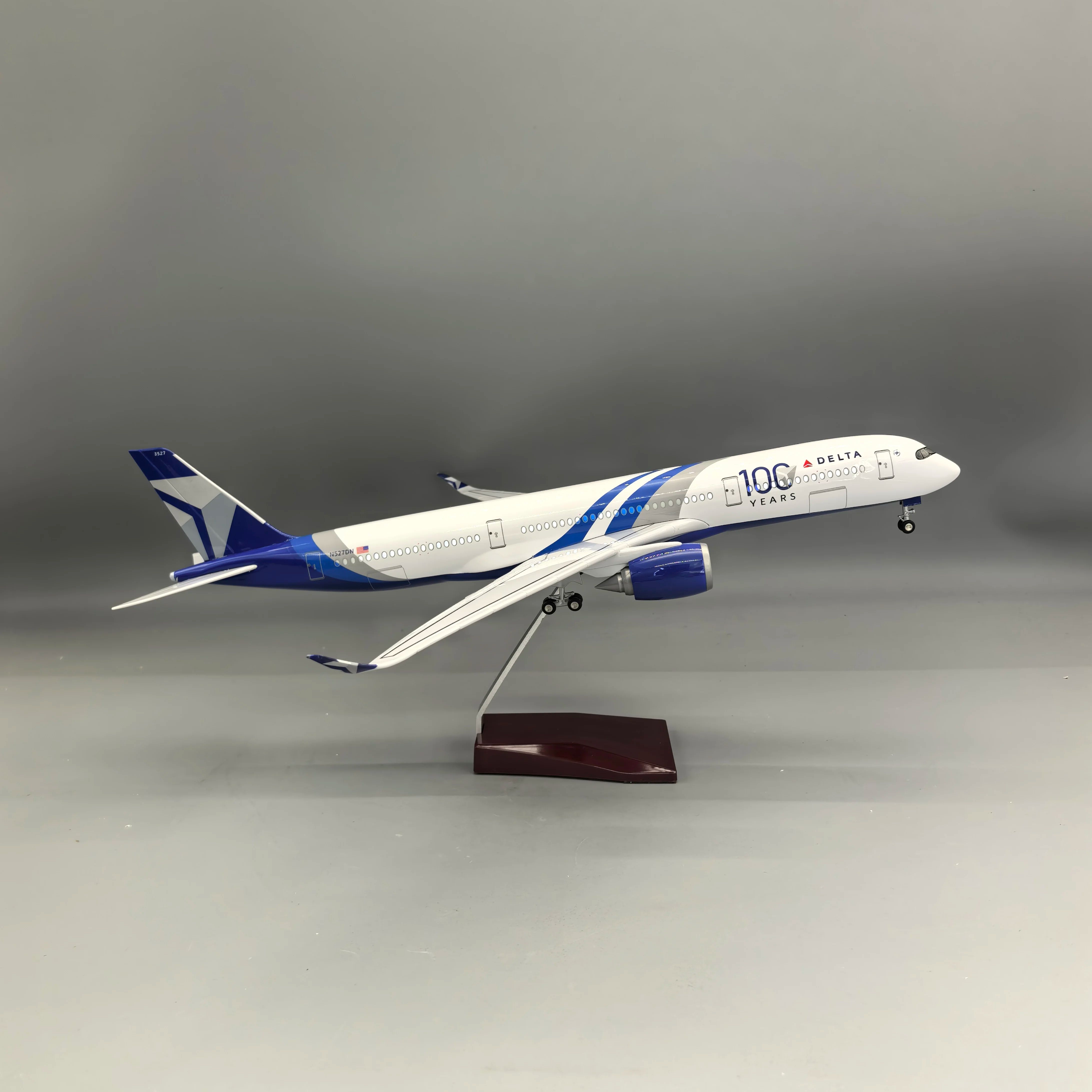 1/142 scale aircraft Delta A35 - Kids Education App reseña y precio