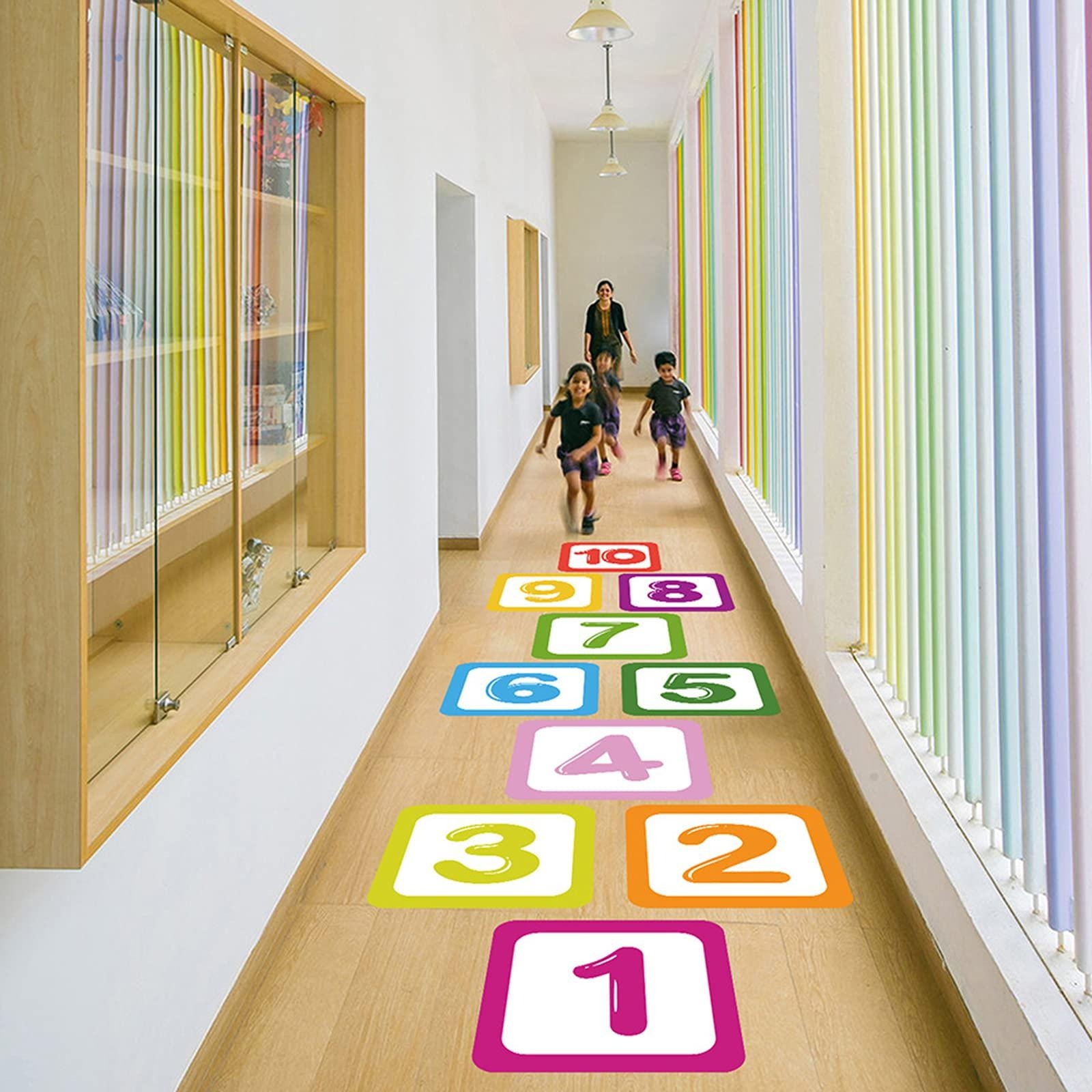 Hopscotch Floor Stickers 1-10  - Kids Education Number reseña y precio